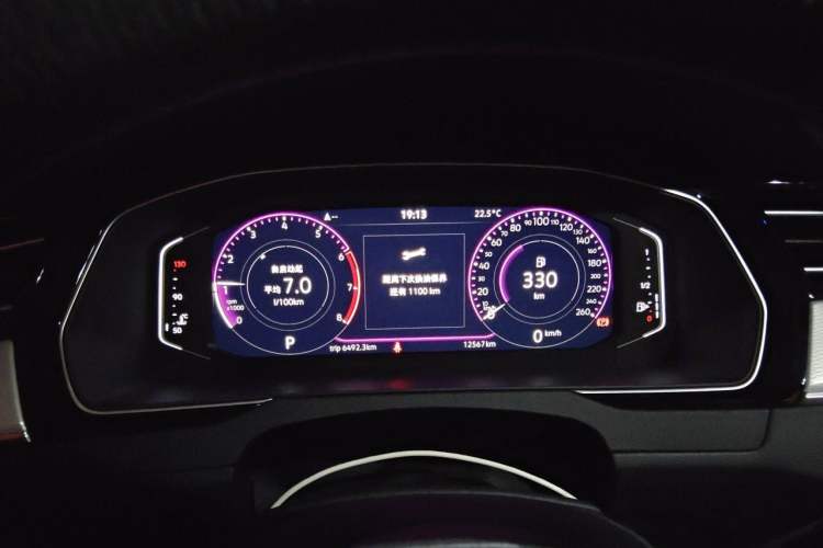 Used Volkswagen Magotan 2025 Revised Version Zhongxiang Edition 330TSI DSG Luxury Trim Instrument Cluster