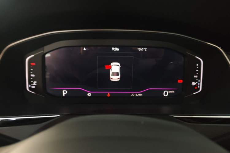 Used Volkswagen Magotan 2025 Revised Version Zhongxiang Edition 330TSI DSG Luxury Trim Instrument Cluster