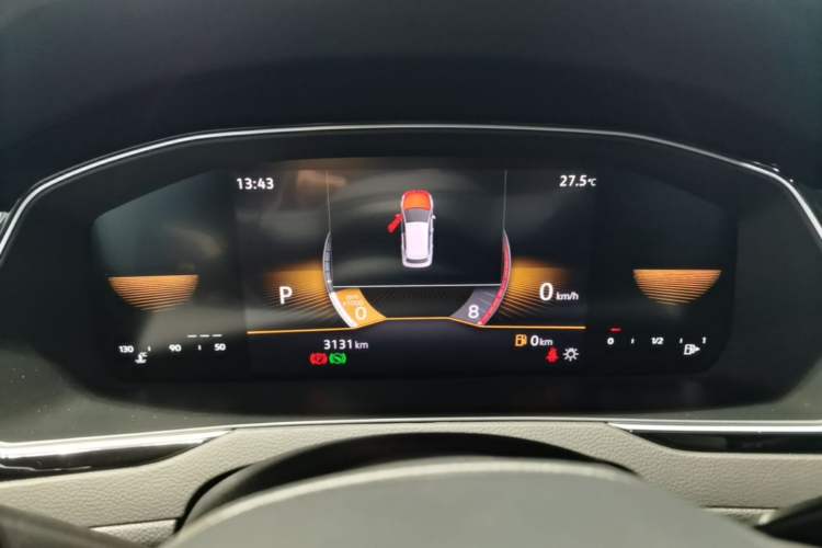 Used Volkswagen Magotan 2025 Revised Version Zhongxiang Edition 280TSI DSG Luxury Trim Instrument Cluster