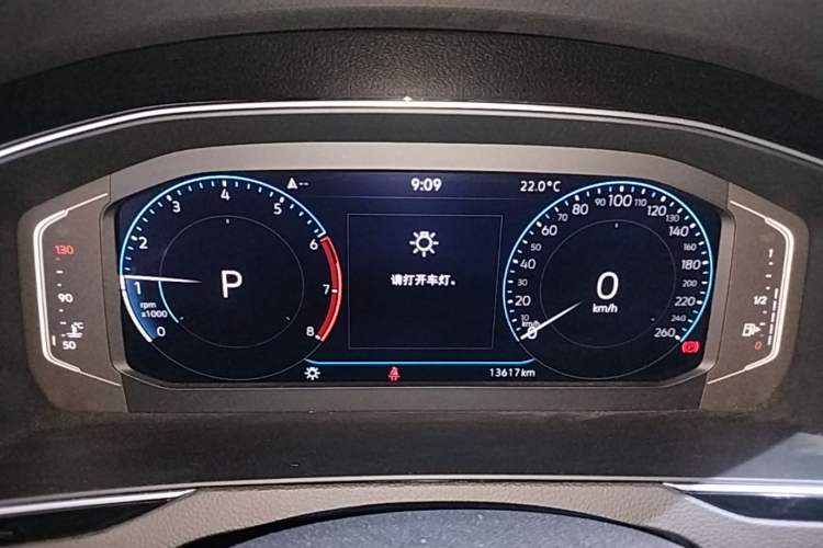 Used Volkswagen Magotan 2025 Revised Version 2 Zhongxiang Edition 330TSI DSG Luxury Trim Instrument Cluster