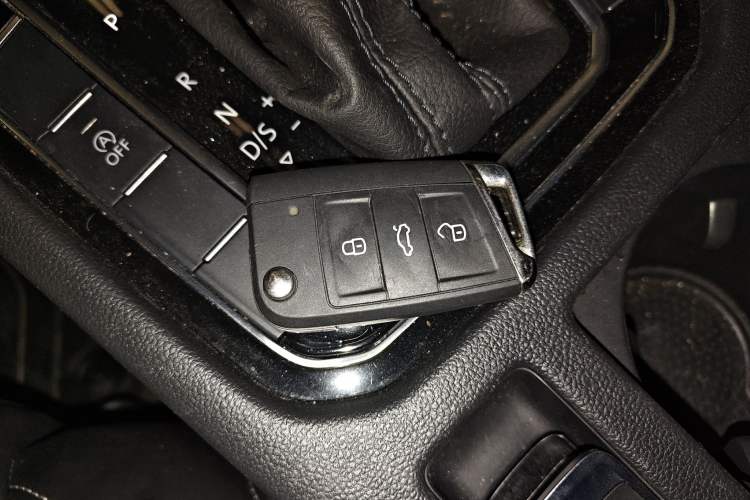 Used Volkswagen Magotan 2025 Zhongxiang Version 280TSI DSG Comfort Edition Interior 1