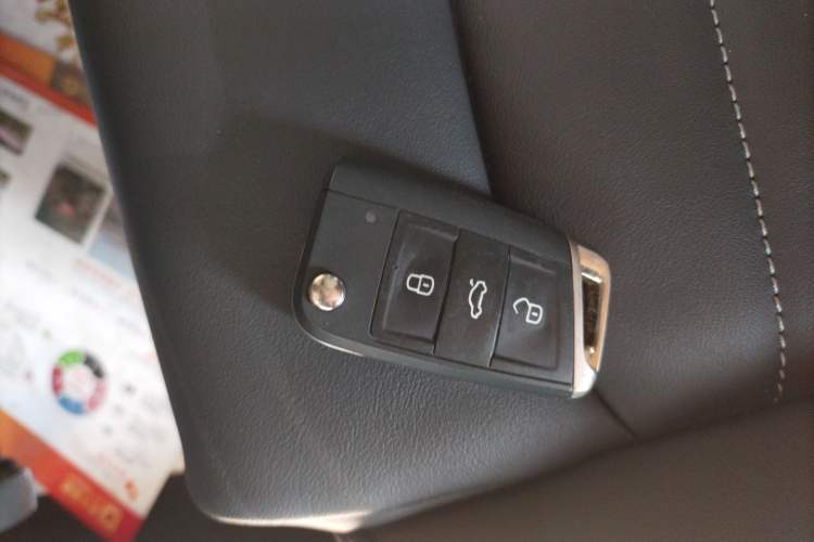 Used Volkswagen Magotan 2025 Zhongxiang Version 280TSI DSG Comfort Edition Interior 1