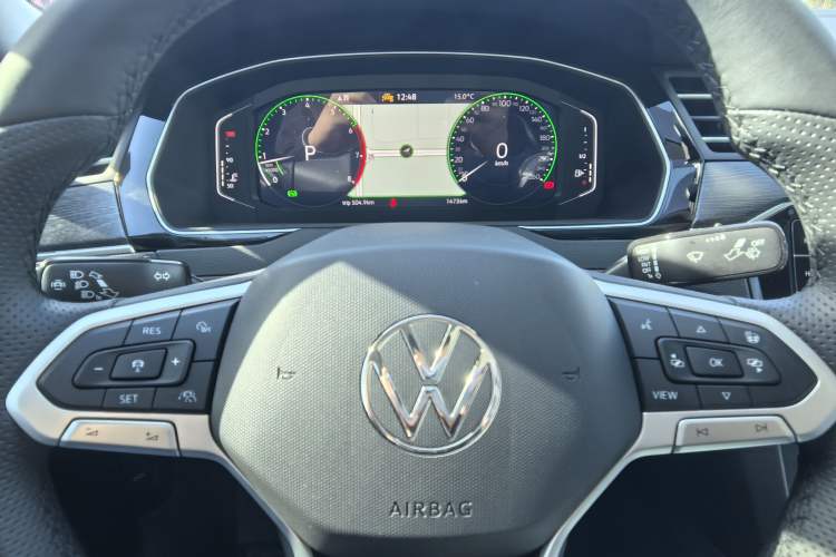 Used Volkswagen Magotan 2025 Revised Version 2 Zhongxiang Edition 330TSI DSG Luxury Trim Interior 1