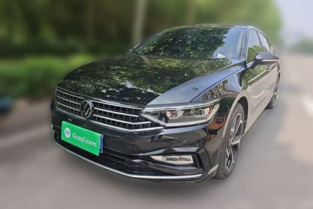 Used Volkswagen Magotan 2025 Revised Version 2 Zhongxiang Edition 330TSI DSG Luxury Trim