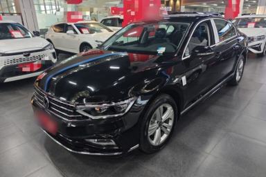Used Volkswagen Magotan 2025 Zhongxiang Version 280TSI DSG Comfort Edition