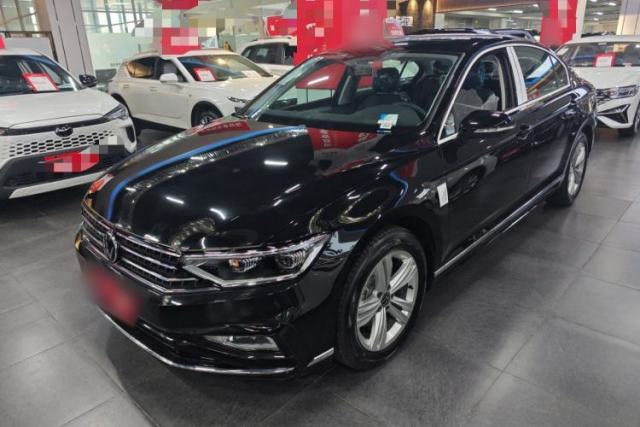 Used Volkswagen Magotan 2025 Zhongxiang Version 280TSI DSG Comfort Edition