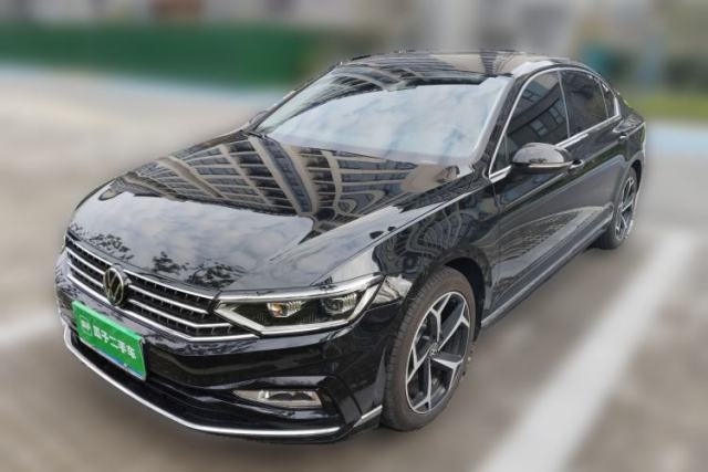 Used Volkswagen Magotan 2025 Zhongxiang Version 330TSI DSG Luxury Edition