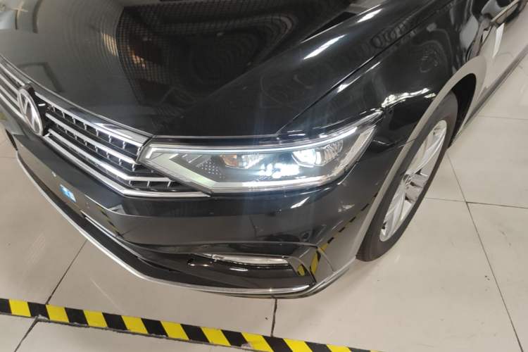 Used Volkswagen Magotan 2025 Zhongxiang Version 280TSI DSG Comfort Edition Left Front Headlight