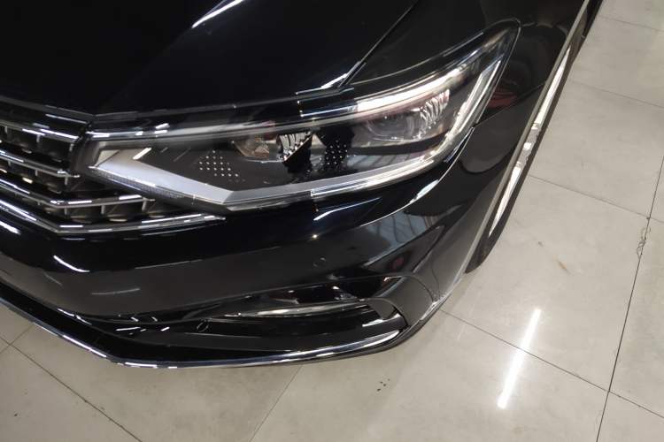 Used Volkswagen Magotan 2025 Zhongxiang Version 280TSI DSG Comfort Edition Left Front Headlight