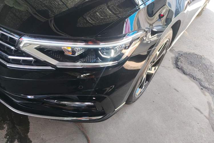 Used Volkswagen Magotan 2025 Revised Version 2 Zhongxiang Edition 330TSI DSG Luxury Trim Left Front Headlight