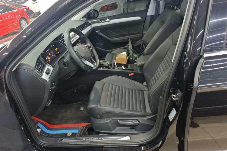 Used Volkswagen Magotan 2025 Zhongxiang Version 280TSI DSG Comfort Edition Left Front Seat