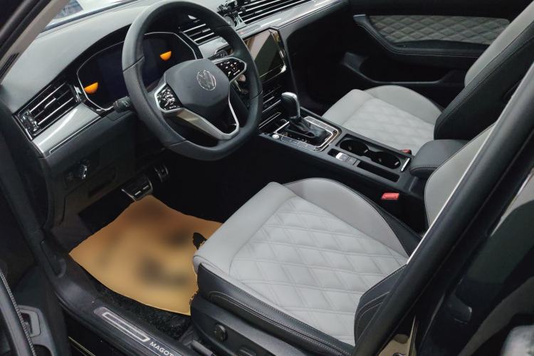 Used Volkswagen Magotan 2025 Zhongxiang Model 280TSI DSG Luxury Version Left Front Seat
