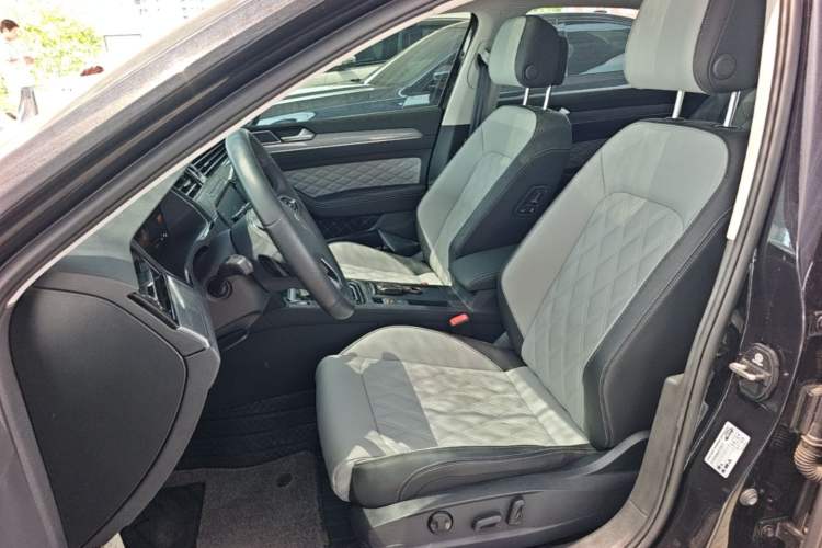 Used Volkswagen Magotan 2025 Zhongxiang Model 280TSI DSG Luxury Version Left Front Seat