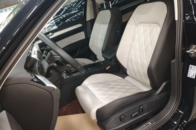 Used Volkswagen Magotan 2025 Zhongxiang Version 330TSI DSG Luxury Edition Left Front Seat