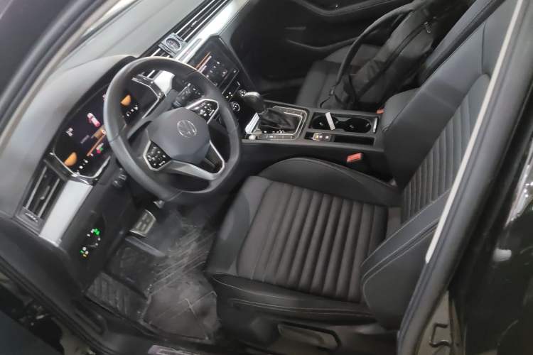 Used Volkswagen Magotan 2025 Zhongxiang Version 280TSI DSG Comfort Edition Left Front Seat