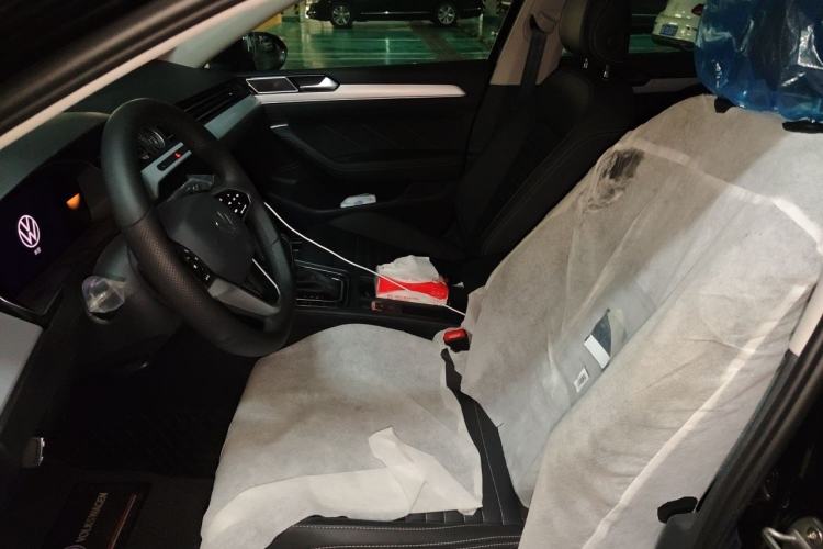 Used Volkswagen Magotan 2025 Zhongxiang Version 280TSI DSG Comfort Edition Left Front Seat
