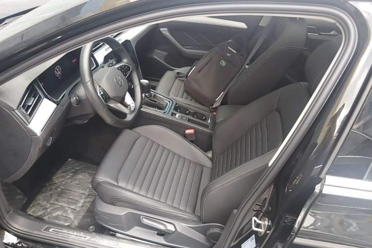 Used Volkswagen Magotan 2025 Zhongxiang Version 280TSI DSG Comfort Edition Left Front Seat
