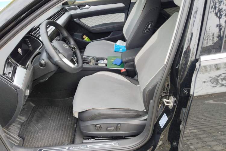 Used Volkswagen Magotan 2025 Zhongxiang Version 330TSI DSG Luxury Edition Left Front Seat