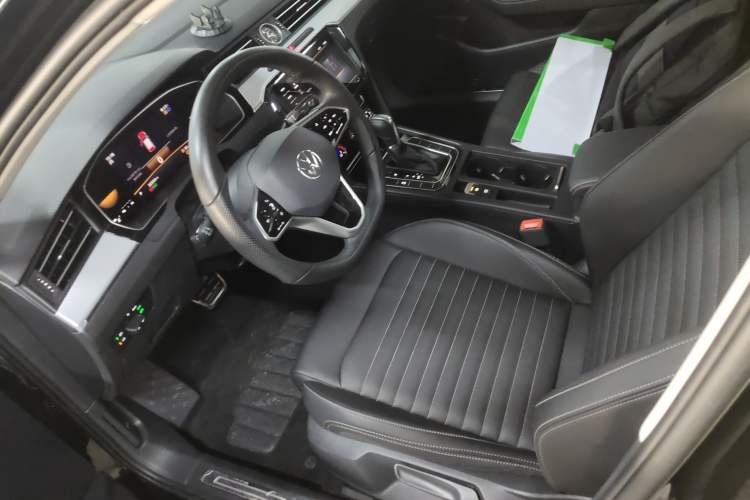 Used Volkswagen Magotan 2025 Zhongxiang Version 280TSI DSG Comfort Edition Left Front Seat
