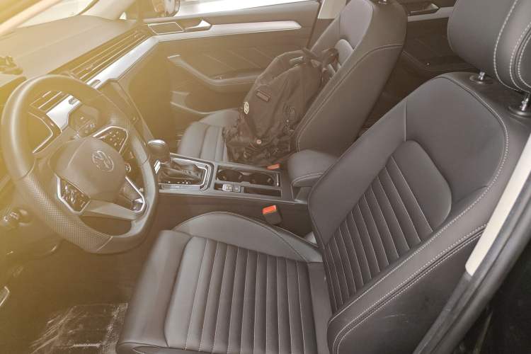 Used Volkswagen Magotan 2025 Zhongxiang Version 280TSI DSG Comfort Edition Left Front Seat