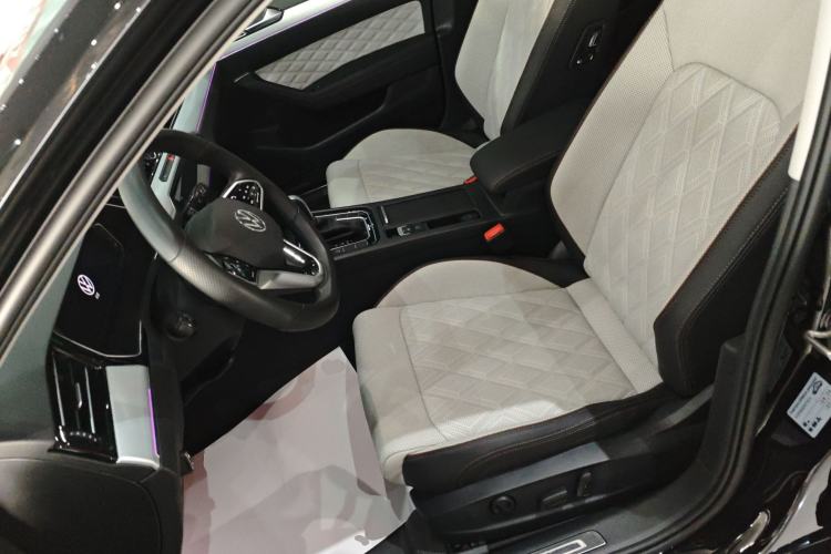 Used Volkswagen Magotan 2025 Revised Version Zhongxiang Edition 330TSI DSG Luxury Trim Left Front Seat