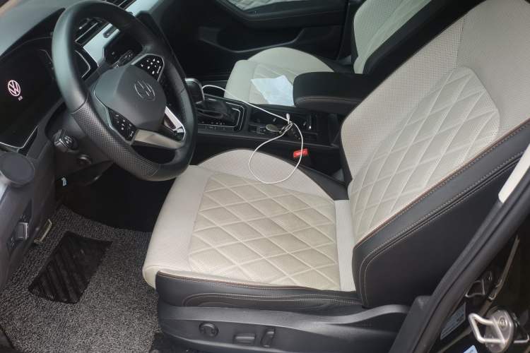 Used Volkswagen Magotan 2025 Revised Version Zhongxiang Edition 330TSI DSG Luxury Trim Left Front Seat