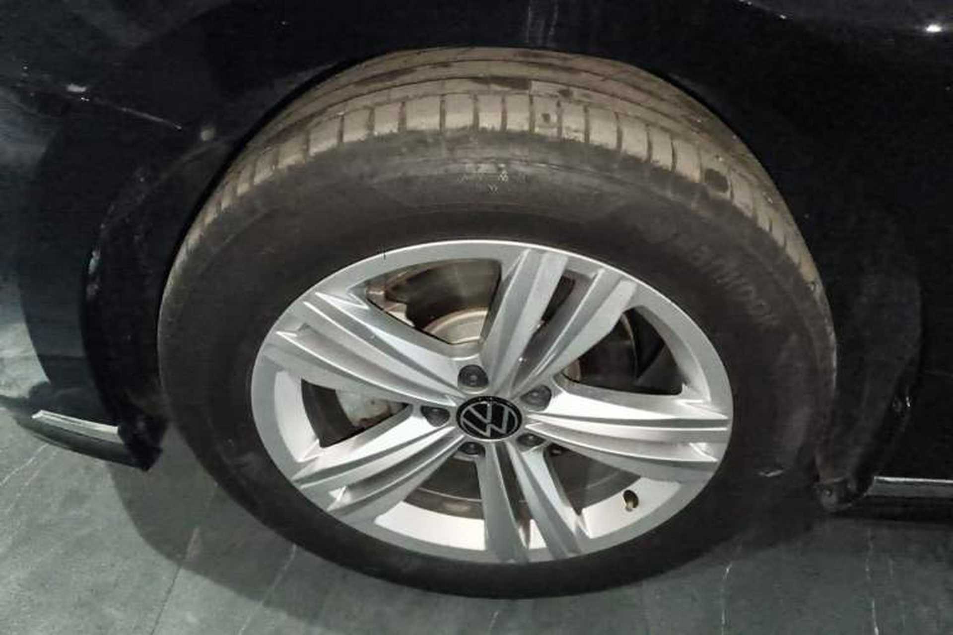 Used Volkswagen Magotan 2025 Zhongxiang Version 280TSI DSG Comfort Edition Left Front Wheel Hub