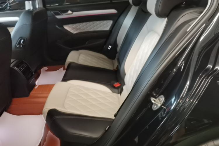 Used Volkswagen Magotan 2025 Revised Version Zhongxiang Edition 330TSI DSG Luxury Trim Left Rear Seat