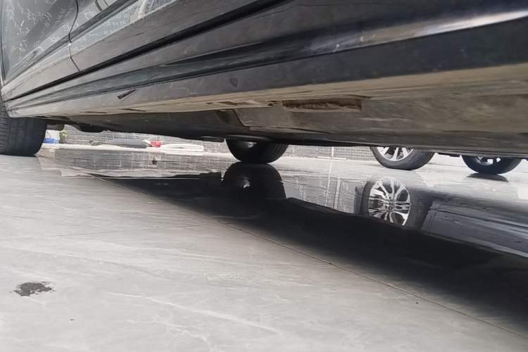 Used Volkswagen Magotan 2025 Zhongxiang Version 280TSI DSG Comfort Edition Left Side Sill