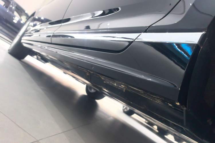 Used Volkswagen Magotan 2025 Zhongxiang Version 280TSI DSG Comfort Edition Left Side Sill