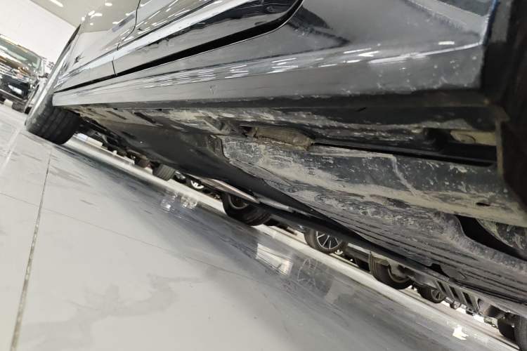 Used Volkswagen Magotan 2025 Zhongxiang Version 280TSI DSG Comfort Edition Left Side Sill