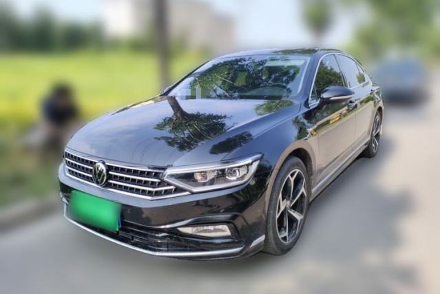 Used Volkswagen Magotan 2025 Zhongxiang Version 280TSI DSG Comfort Edition