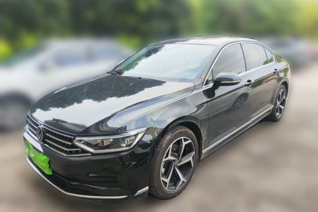 Used Volkswagen Magotan 2025 Revised Version 2 Zhongxiang Edition 330TSI DSG Luxury Trim