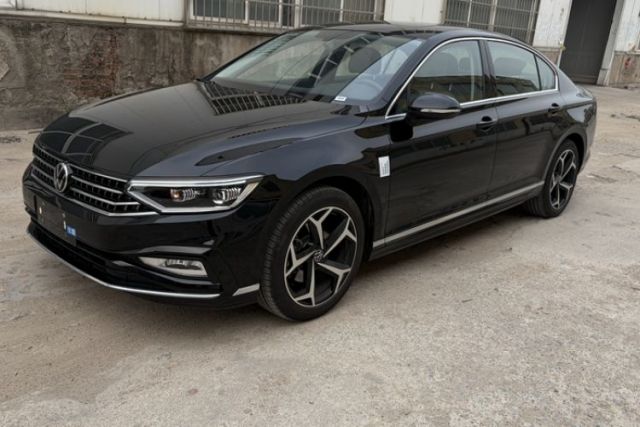 Used Volkswagen Magotan 2025 Revised Version 2 Zhongxiang Edition 280TSI DSG Luxury Trim