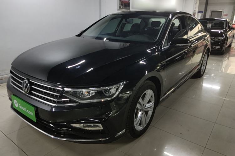 Used Volkswagen Magotan 2025 Zhongxiang Version 280TSI DSG Comfort Edition Guazi used car, China used car export, Used car for sale, Used cars, Cheapest cars for sale
