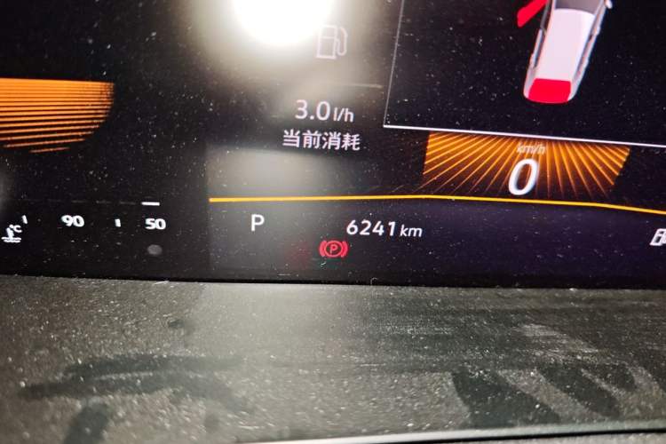 Used Volkswagen Magotan 2025 Zhongxiang Version 280TSI DSG Comfort Edition Odometer Close Up