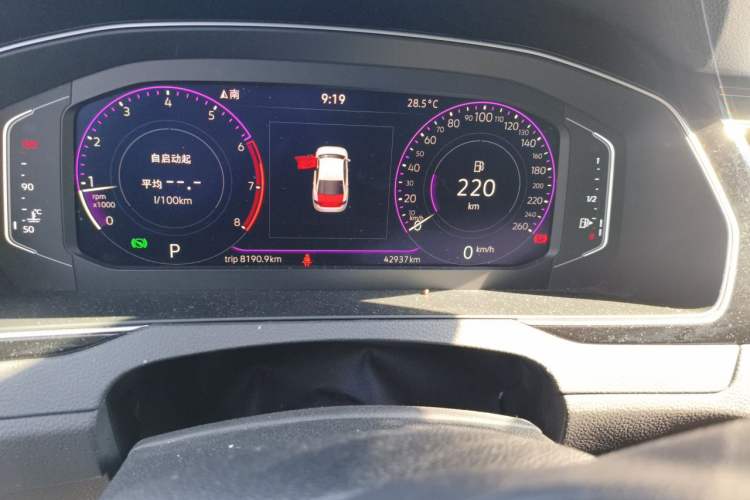 Used Volkswagen Magotan 2025 Revised Version 2 Zhongxiang Edition 330TSI DSG Luxury Trim Odometer Close Up