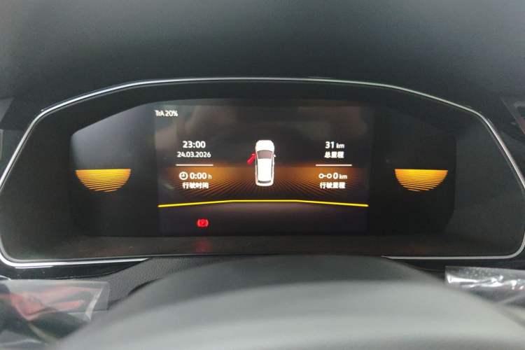 Used Volkswagen Magotan 2025 Zhongxiang Version 280TSI DSG Comfort Edition Odometer Close Up