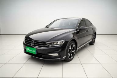 Used Volkswagen Magotan 2025 Zhongxiang Version 330TSI DSG Luxury Edition