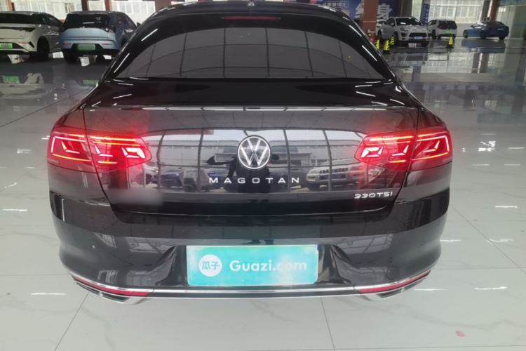 Used Volkswagen Magotan 2025 Revised Version Zhongxiang Edition 280TSI DSG Luxury Trim Rear