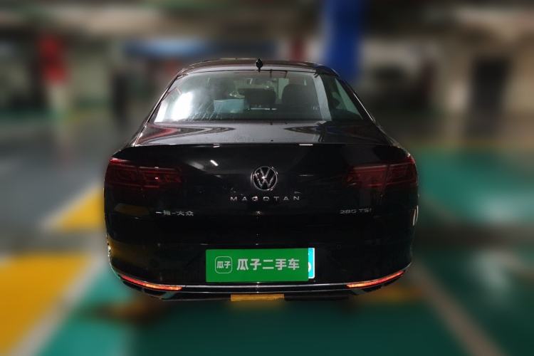 Used Volkswagen Magotan 2025 Zhongxiang Version 280TSI DSG Comfort Edition Rear