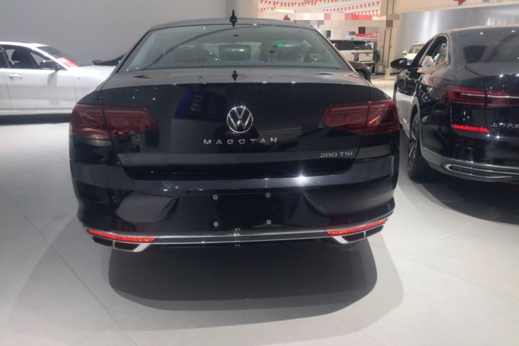 Used Volkswagen Magotan 2025 Zhongxiang Version 280TSI DSG Comfort Edition Rear