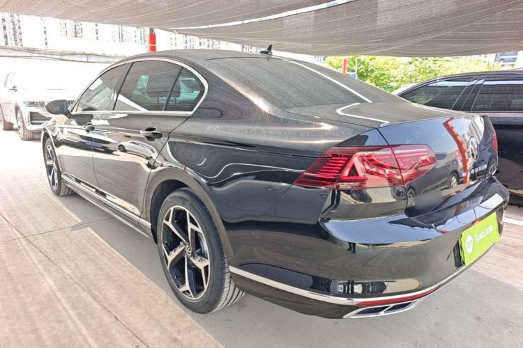 Used Volkswagen Magotan 2025 Zhongxiang Model 280TSI DSG Luxury Version Rear Left 45 Deg
