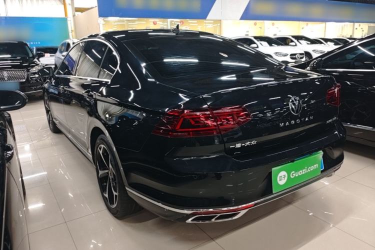 Used Volkswagen Magotan 2025 Zhongxiang Version 330TSI DSG Luxury Edition Rear Left 45 Deg