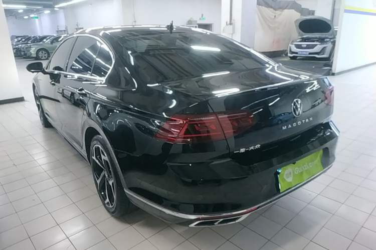 Used Volkswagen Magotan 2025 Revised Version Zhongxiang Edition 330TSI DSG Luxury Trim Rear Left 45 Deg