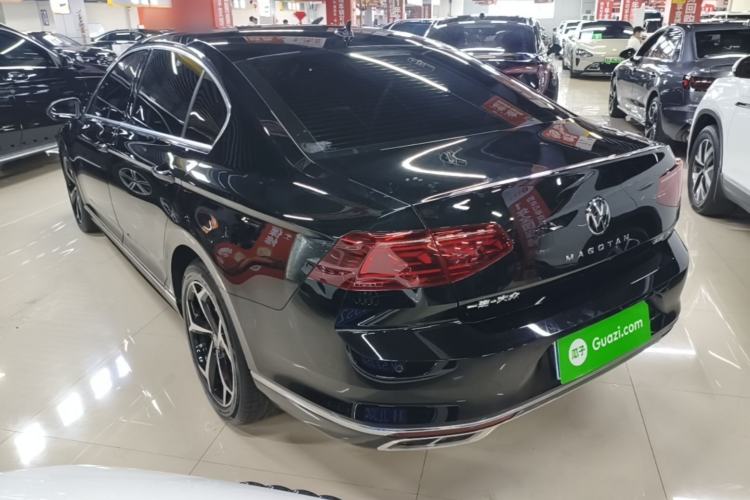 Used Volkswagen Magotan 2025 Revised Version Zhongxiang Edition 330TSI DSG Luxury Trim Rear Left 45 Deg