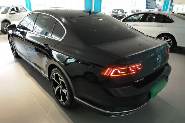 Used Volkswagen Magotan 2025 Revised Version Zhongxiang Edition 280TSI DSG Luxury Trim Rear Left 45 Deg