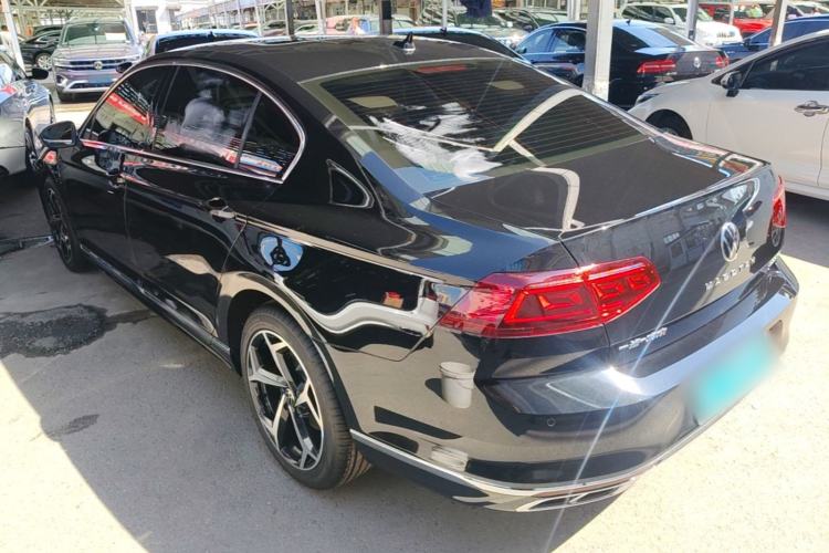 Used Volkswagen Magotan 2025 Revised Version 2 Zhongxiang Edition 330TSI DSG Luxury Trim Rear Left 45 Deg