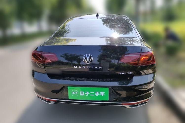 Used Volkswagen Magotan 2025 Zhongxiang Version 280TSI DSG Comfort Edition Rear
