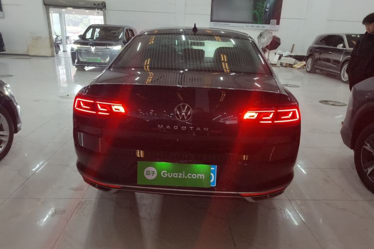 Used Volkswagen Magotan 2025 Zhongxiang Version 280TSI DSG Comfort Edition Rear